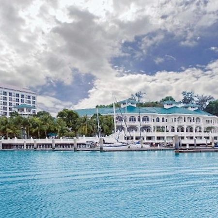 Avillion Admiral Cove Hotel Port Dickson Exterior photo
