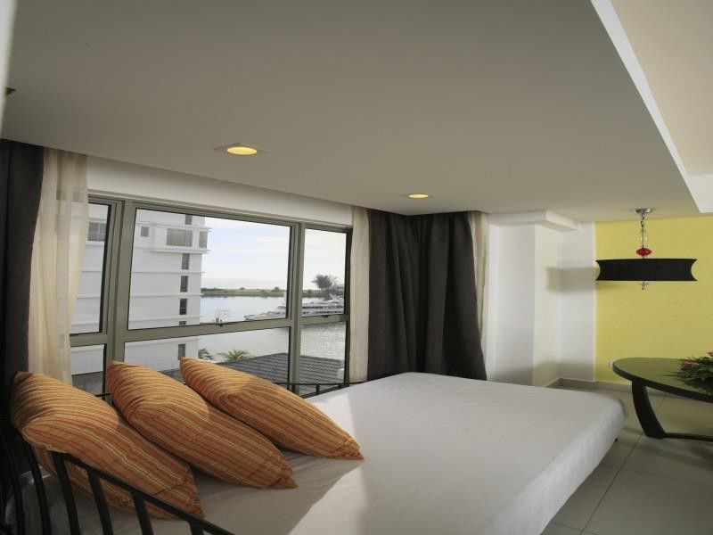 Avillion Admiral Cove Hotel Port Dickson Exterior photo
